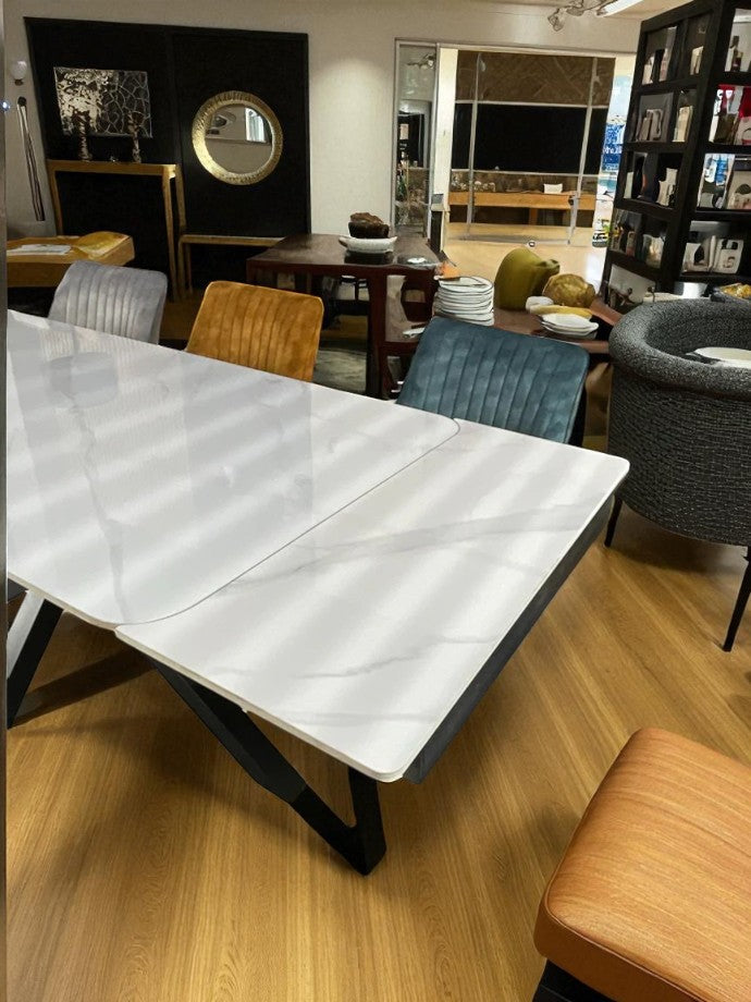 SAVONA BEECH WITH 6 MIX RUSSELL CHAIRS DINING SET